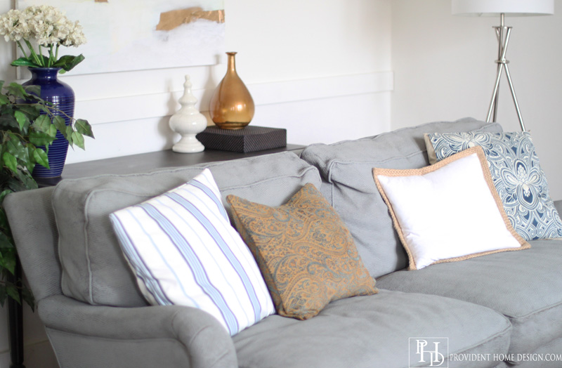 Inexpensive Living Room Makeover